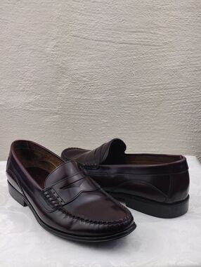 Bass Weejuns Rooney Wine Polished Leather Hand Stitched Upper Penny Loafer Shoe